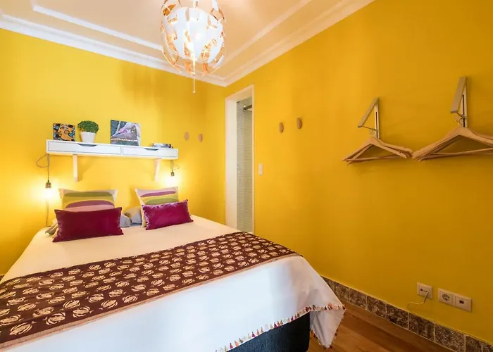 Cozy In Historic Center Lisbon