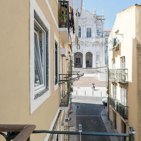 Appartamento Cozy In Historic Center Lisbona